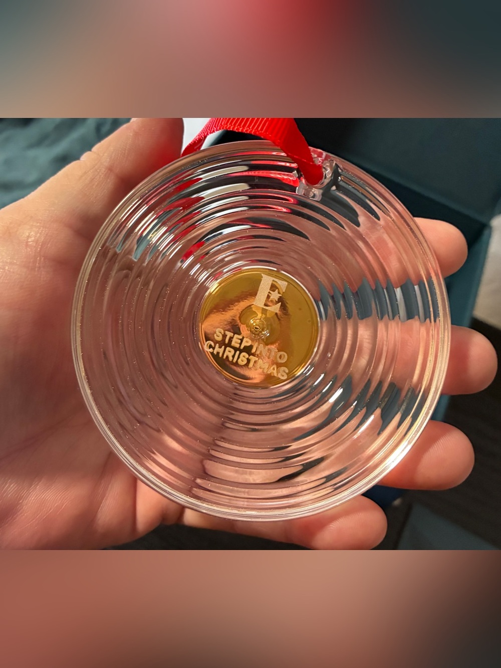 WATERFORD CRYSTAL 2025 ELTON JOHN
VINYL RECORD ORNAMENT NEW IN BOX